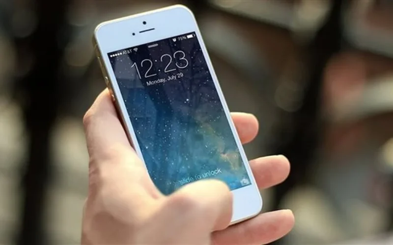 إعفاء وحيد.. الجمارك المصرية توضح شروط دخول الهواتف المحمولة دون رسوم خارجية